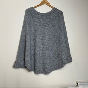 Michael Kors Oversized Heather Grey Poncho Sweater-S/M Acrylic/Wool blend.